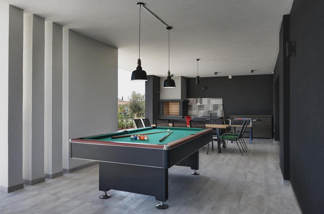 Villa Ula In Pula With Heated Pool And Sauna 외부 사진