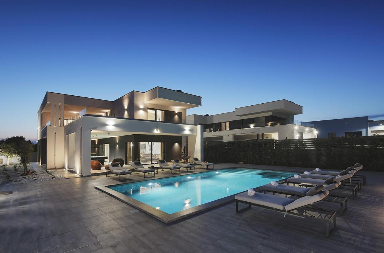 Villa Ula In Pula With Heated Pool And Sauna 외부 사진